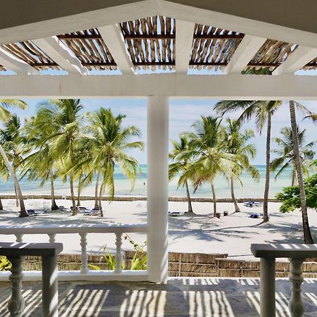 Jacaranda Beach Resort Ватаму Екстер'єр фото