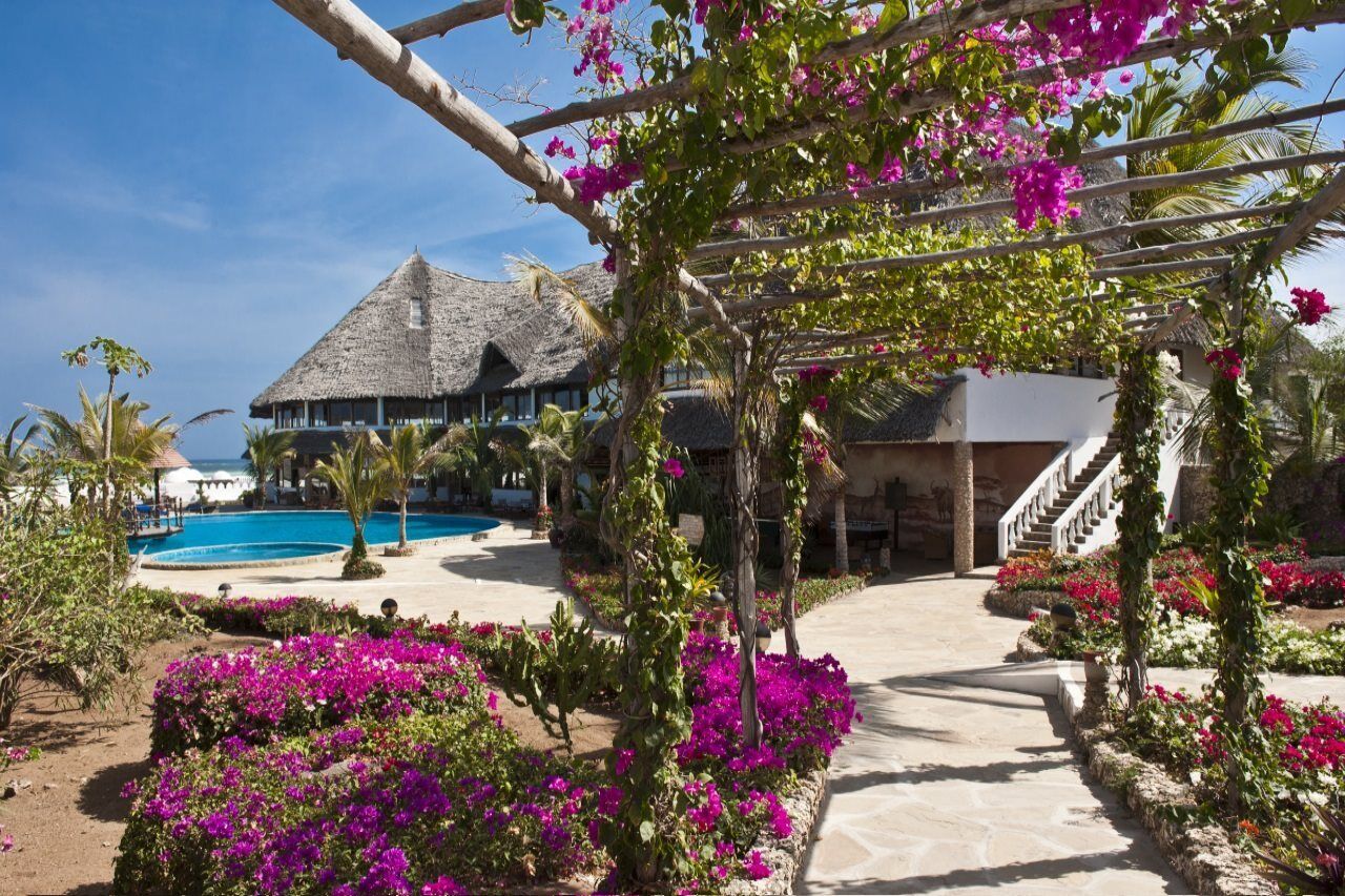 Jacaranda Beach Resort Ватаму Екстер'єр фото
