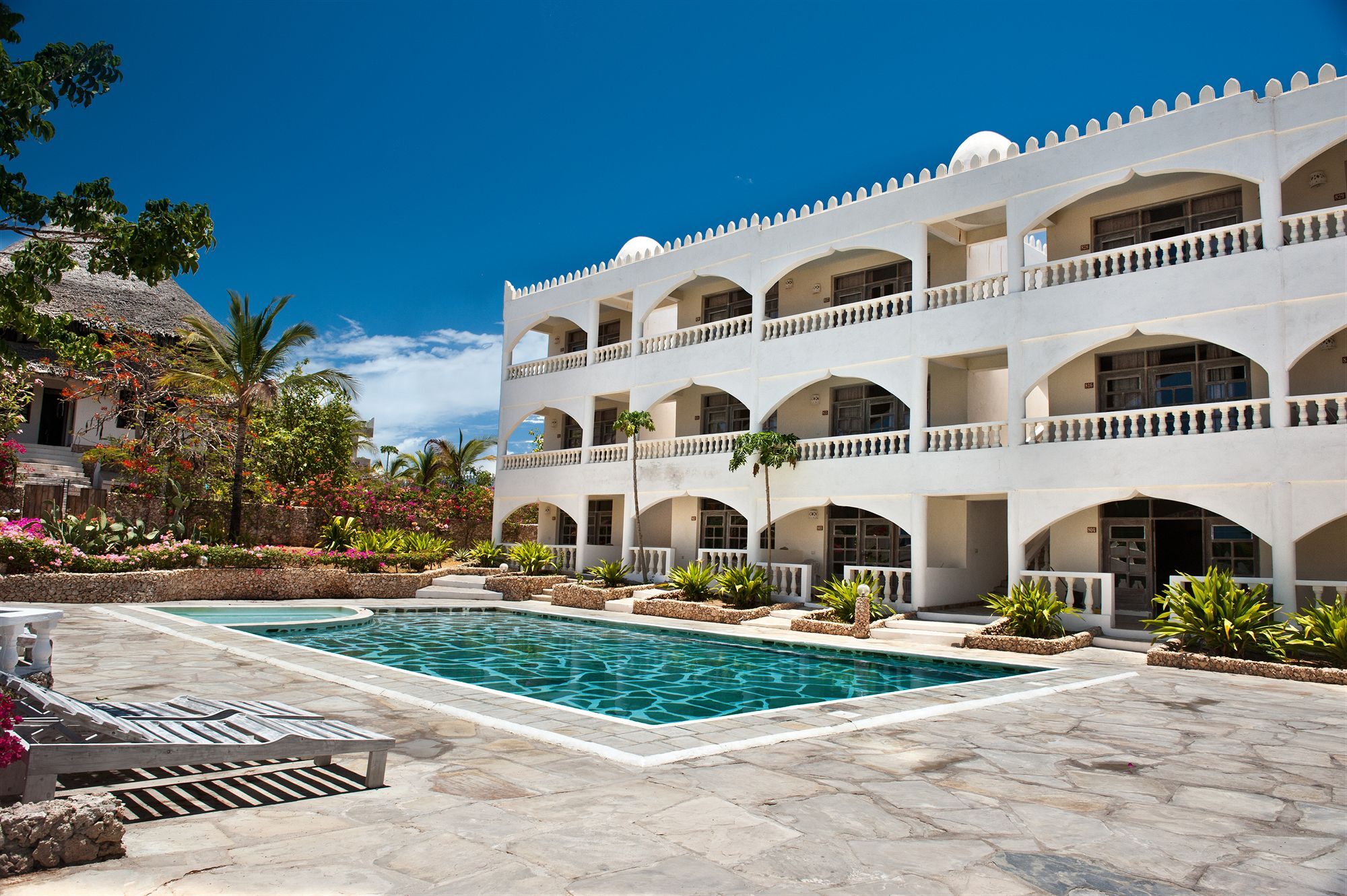 Jacaranda Beach Resort Ватаму Екстер'єр фото